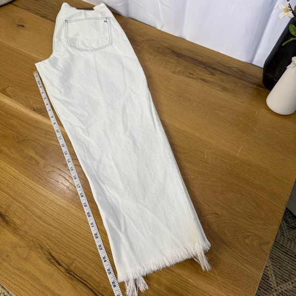 Madewell Tapered Wide Leg Frayed Crop High Rise Womens Jeans Size 28 light wash - Picture 5 of 12